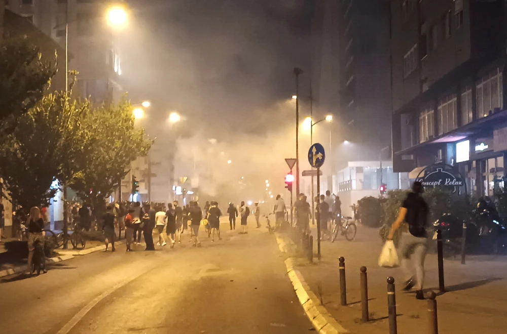 158586_tan2025-08-1321201630-4_f