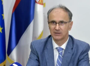 270328_sednica-vlada-macut_f-696x515.webp.pagespeed.ce_.ghMs0w5T6T (1)