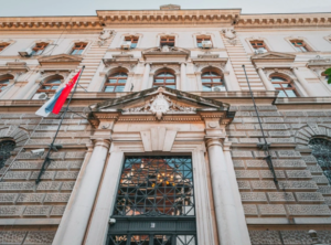 317967_shutterstock-2552490673_f