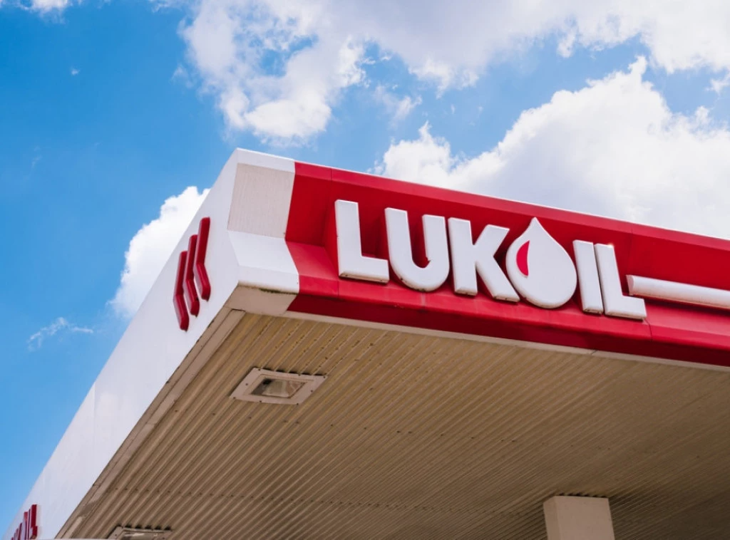 327816_shutterstock-2697146971_f