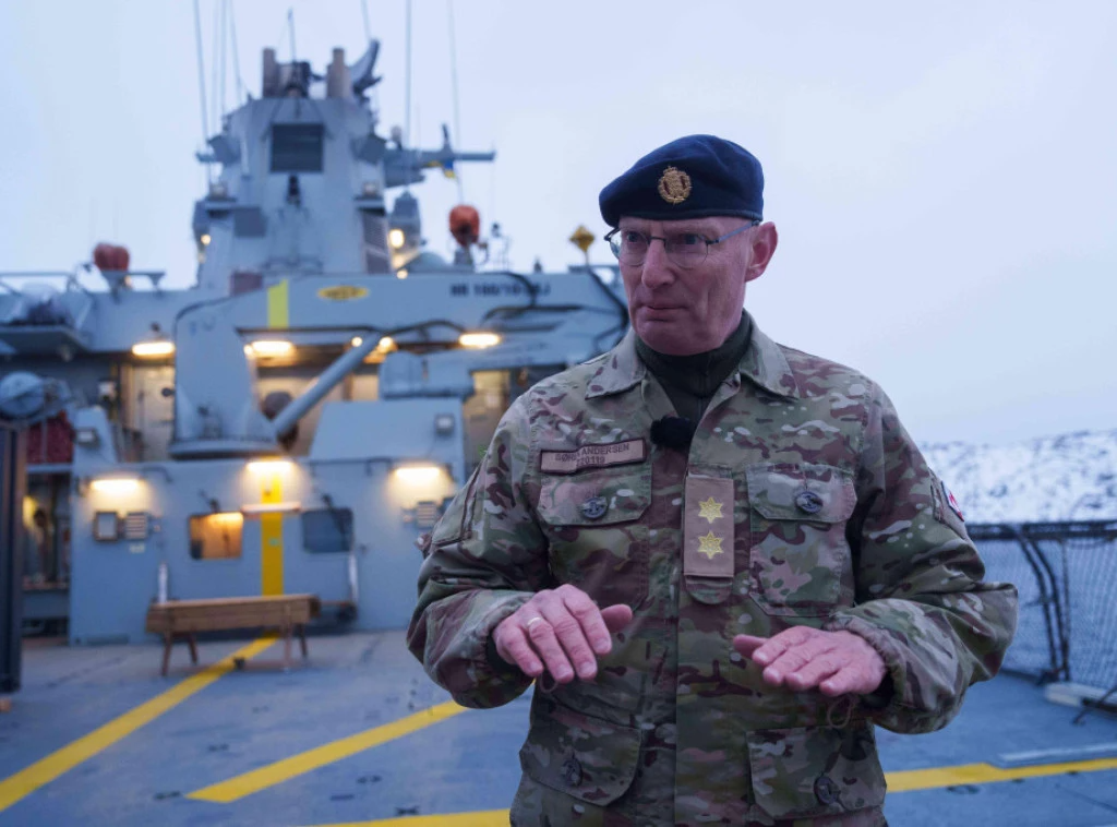 344621_denmark-greenland-us_f