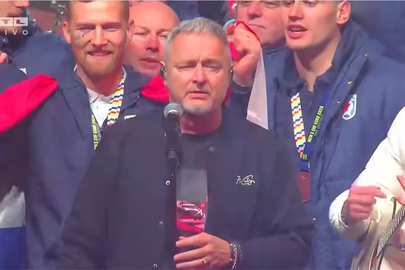 hrvatska-docek-rukometasa-8-830x553